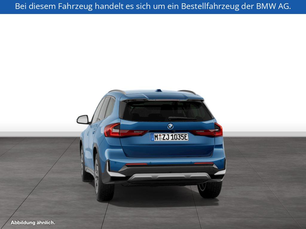 Fahrzeugabbildung BMW X1 xDrive25e