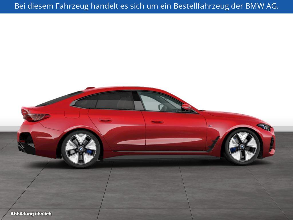 Fahrzeugabbildung BMW i4 xDrive40 Gran Coupé