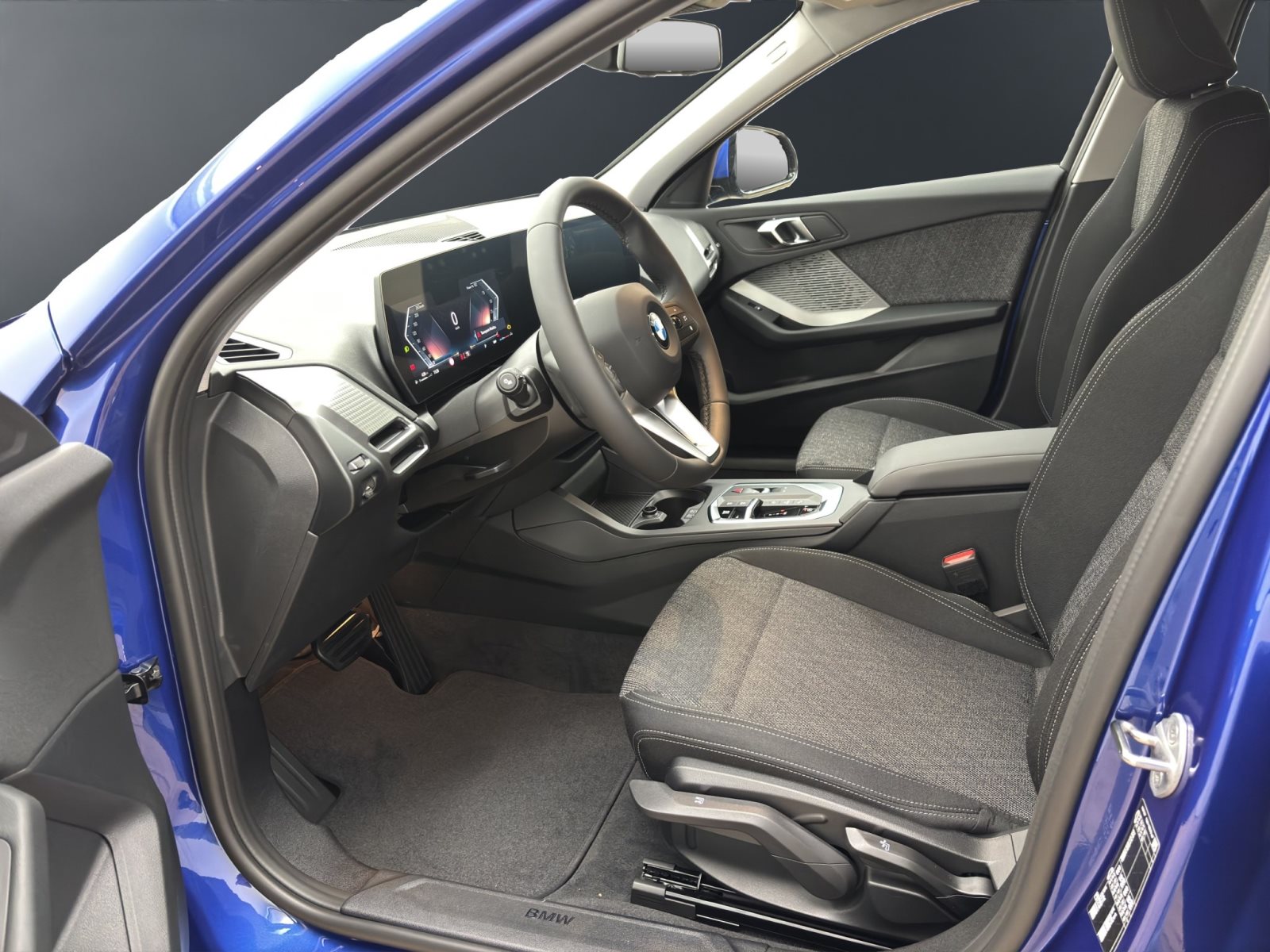 Fahrzeugabbildung BMW 120 [M Sport, Navi, 18 LMR, RFK, SHZ, LED]