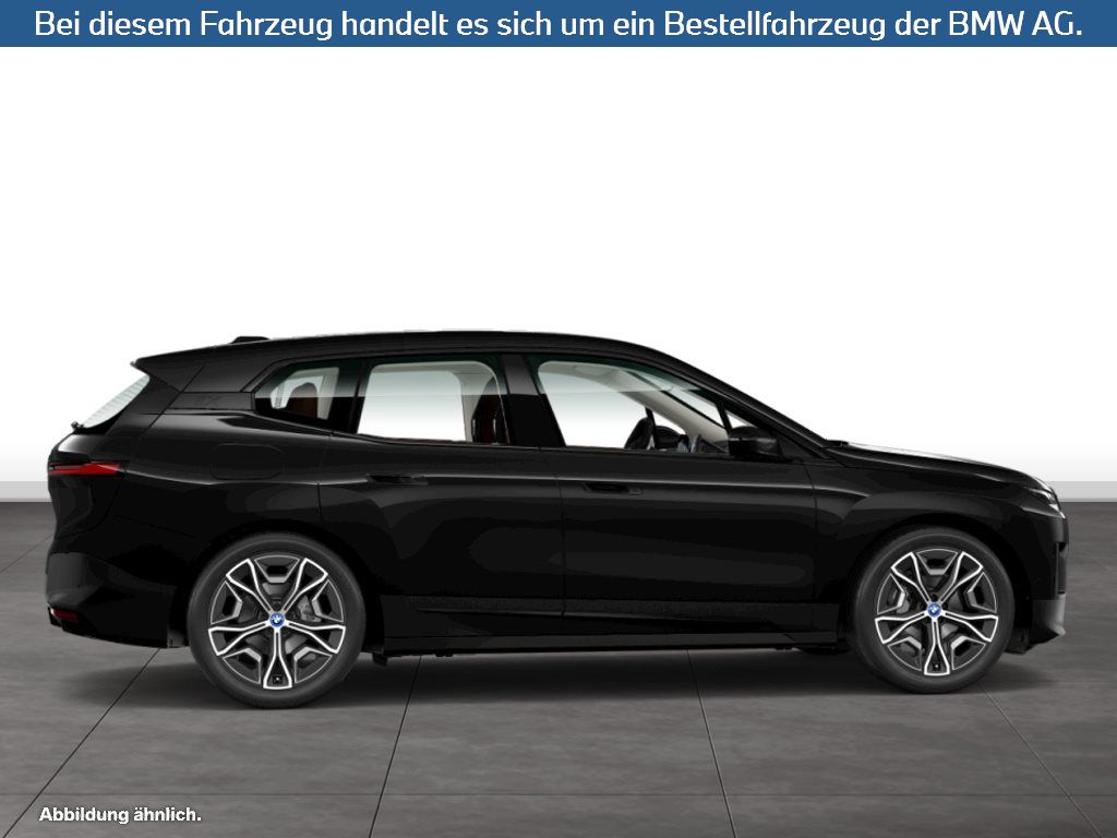 Fahrzeugabbildung BMW iX xDrive40