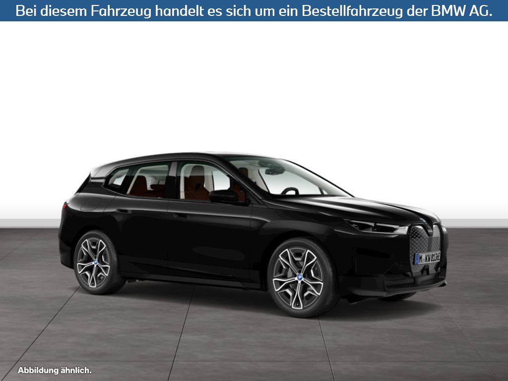 Fahrzeugabbildung BMW iX xDrive40