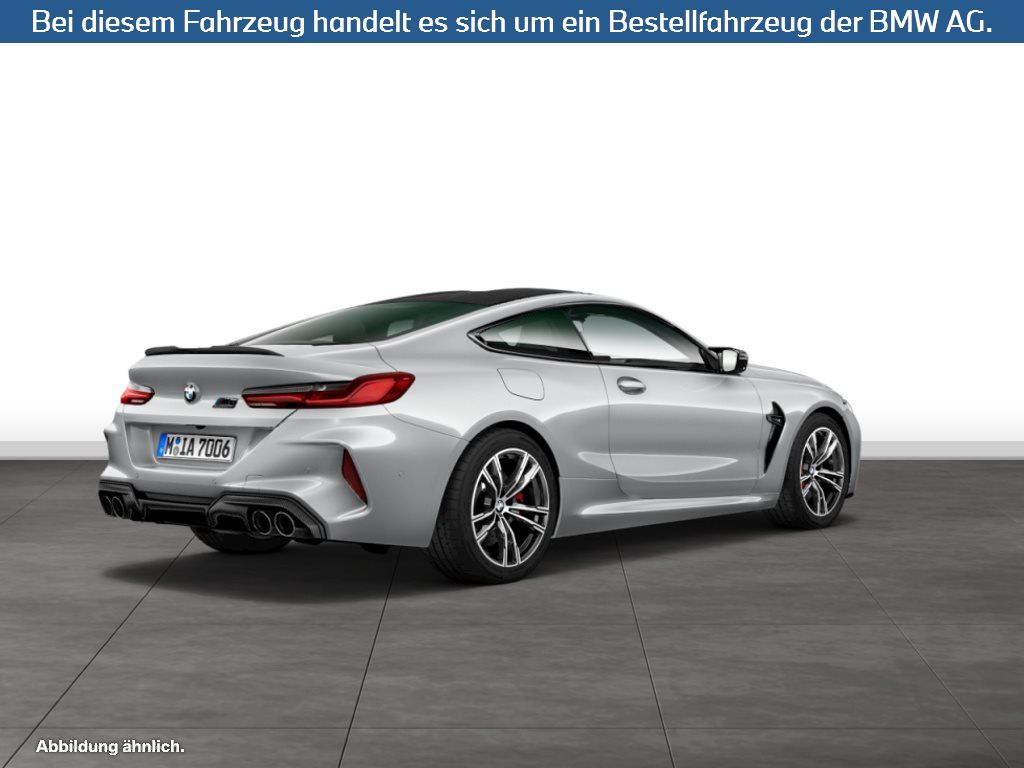 Fahrzeugabbildung BMW M8 Coupé