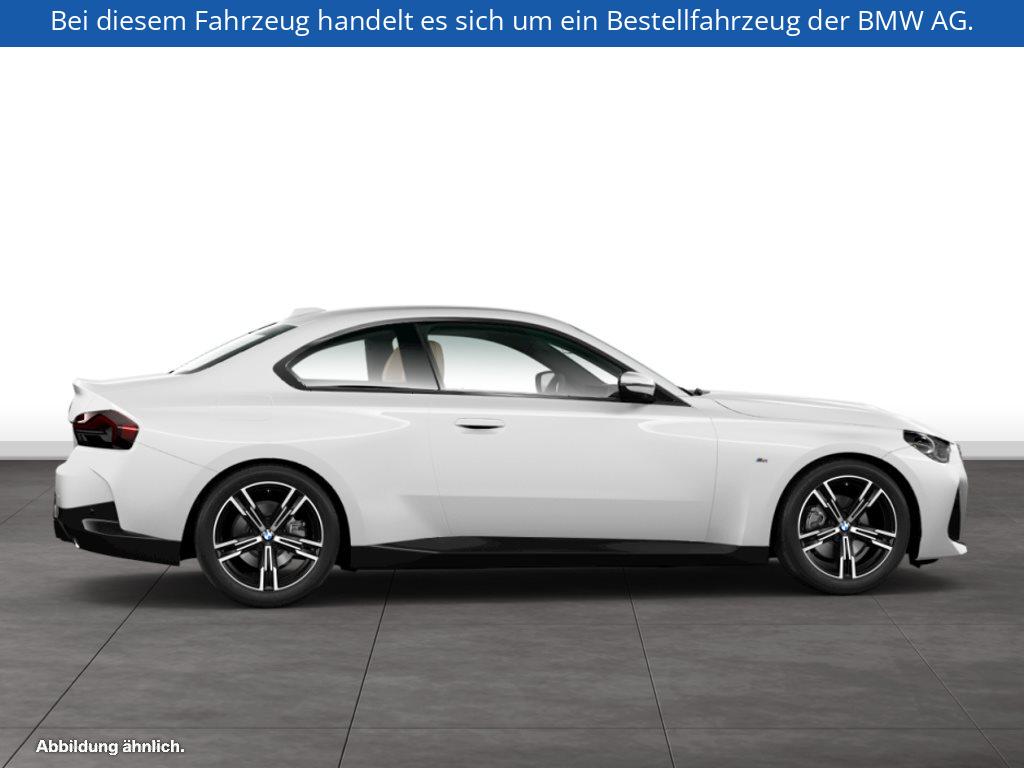 Fahrzeugabbildung BMW 218i Coupé