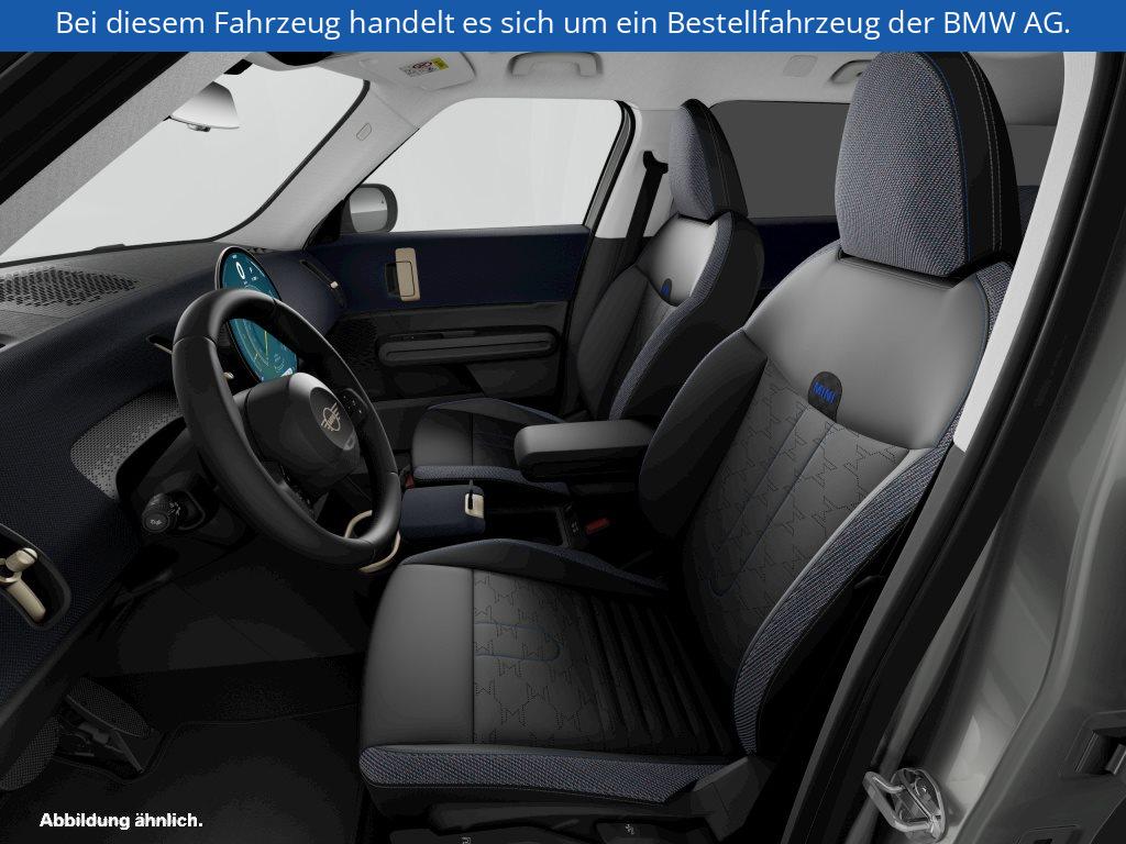 Fahrzeugabbildung MINI Countryman C