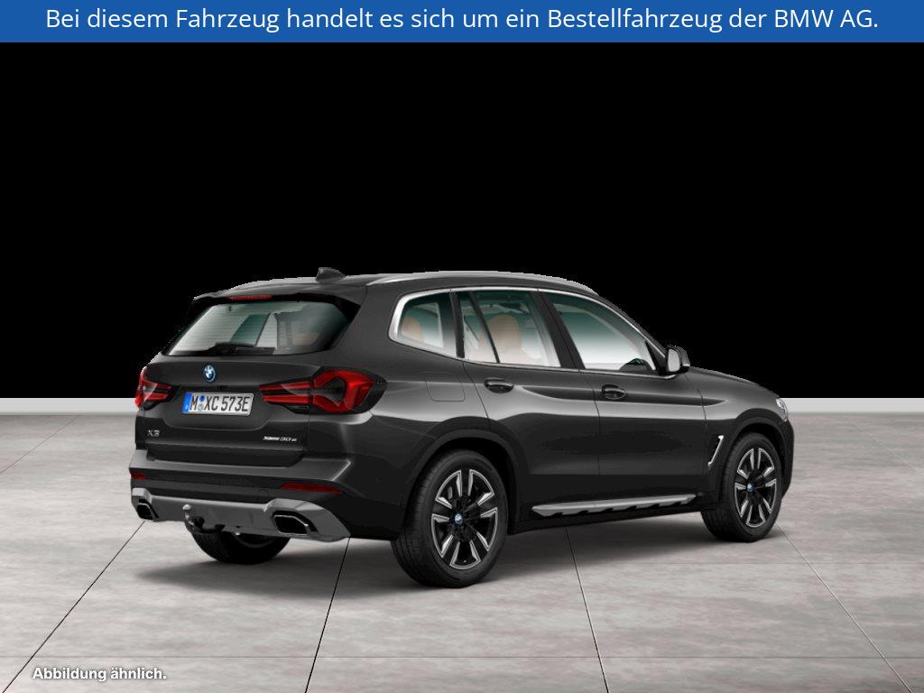 Fahrzeugabbildung BMW X3 xDrive30e