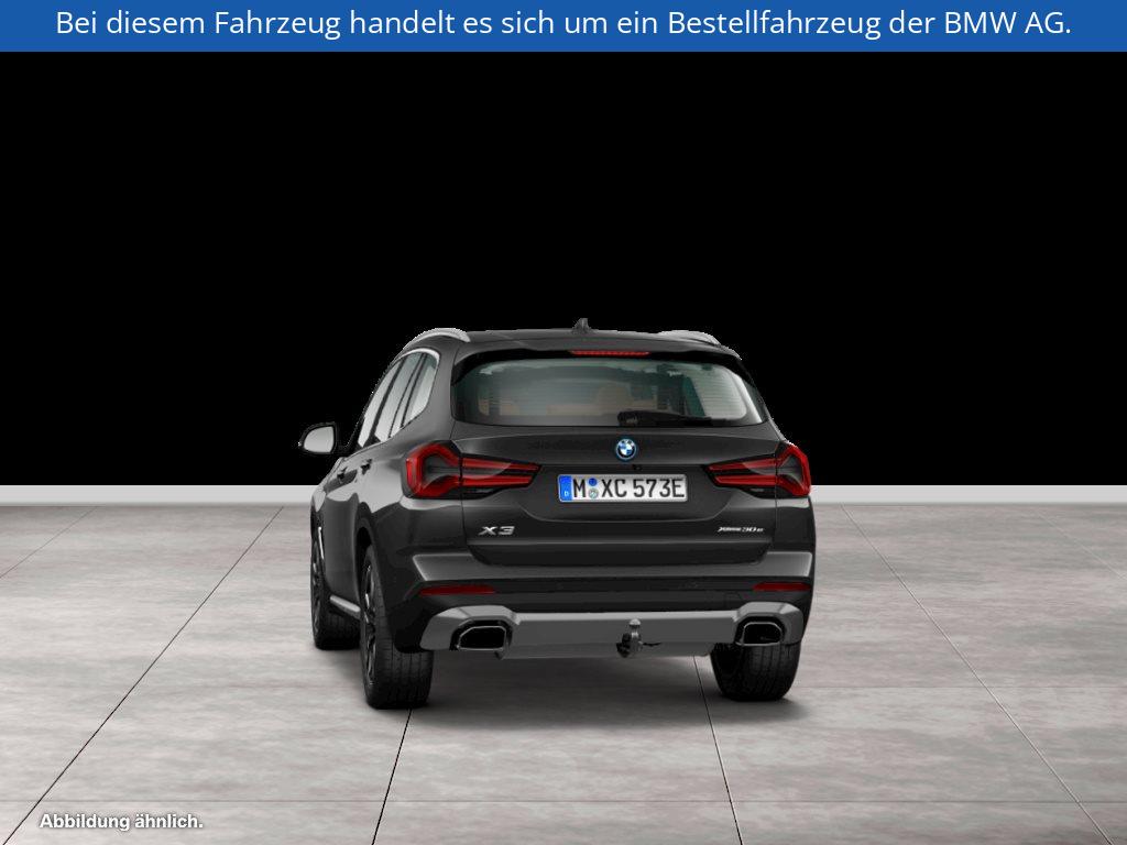 Fahrzeugabbildung BMW X3 xDrive30e