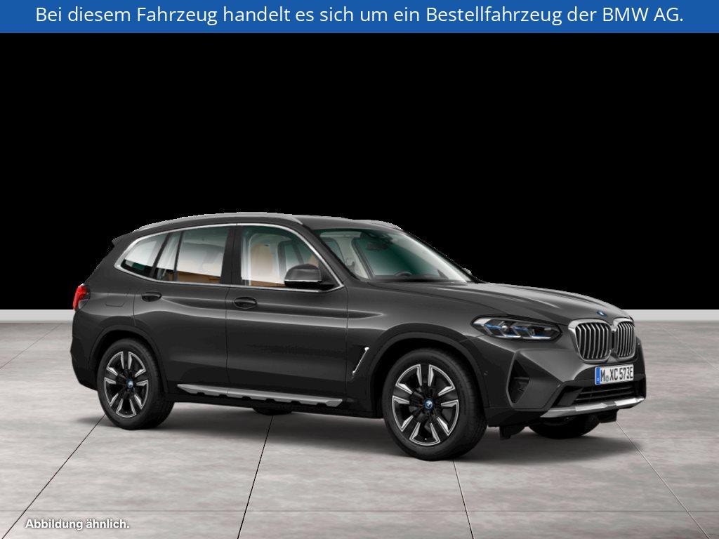 Fahrzeugabbildung BMW X3 xDrive30e