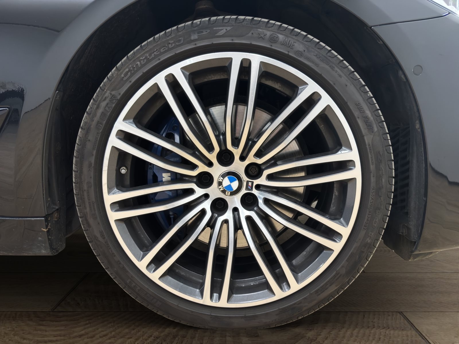 Fahrzeugabbildung BMW 530d xDrive Touring [M Sport, Navi Prof., Pano]