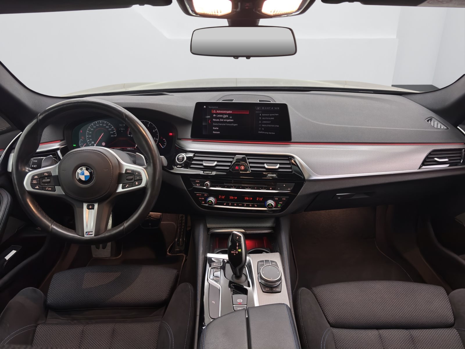 Fahrzeugabbildung BMW 530d xDrive Touring [M Sport, Navi Prof., Pano]