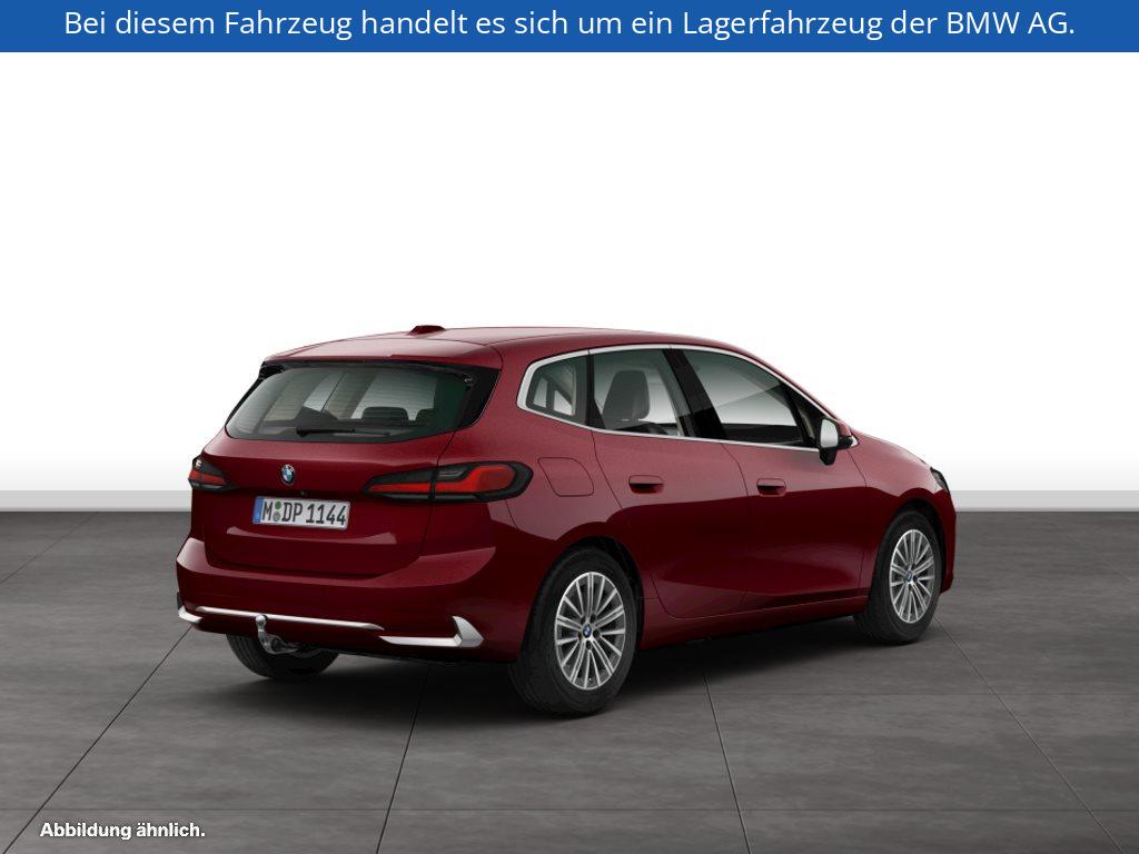 Fahrzeugabbildung BMW 220i Active Tourer
