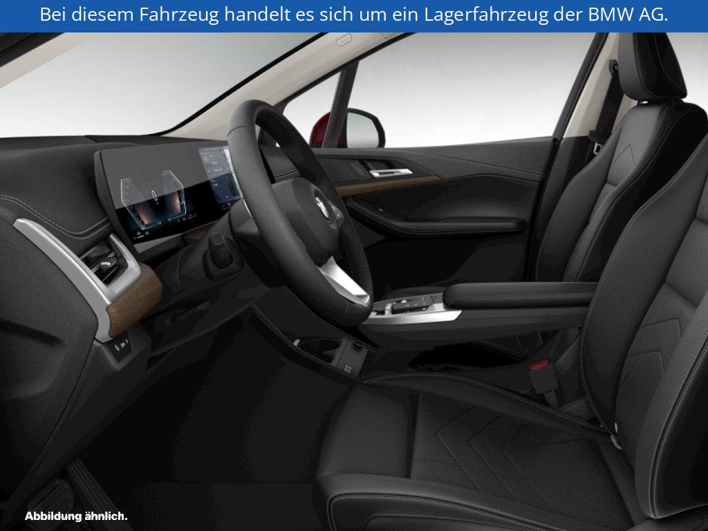 Fahrzeugabbildung BMW 220i Active Tourer