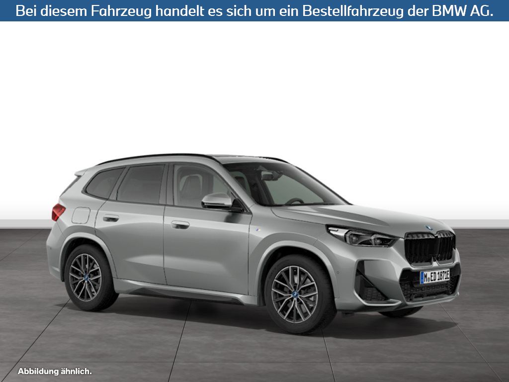 Fahrzeugabbildung BMW iX1 xDrive30