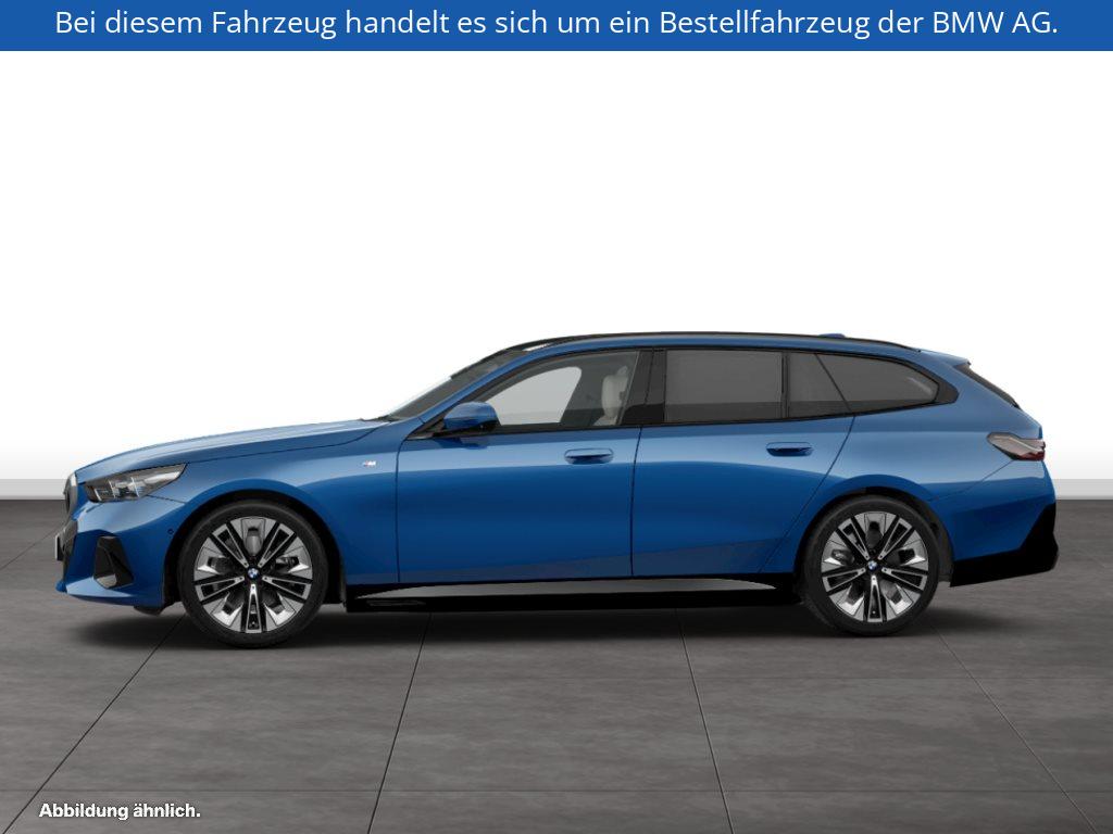 Fahrzeugabbildung BMW i5 eDrive40 Touring