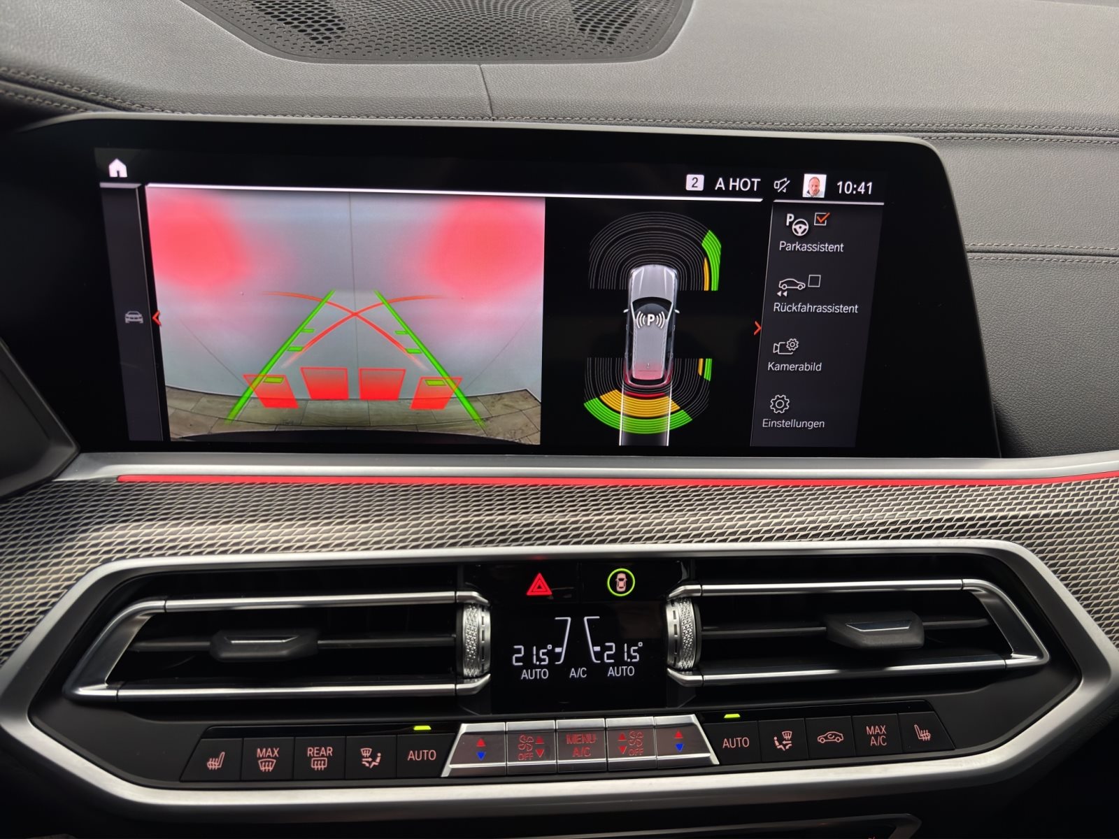 Fahrzeugabbildung BMW X5 xDrive30d [M Sport, HUD, AHK, ACC, GSD, 21 LMR]