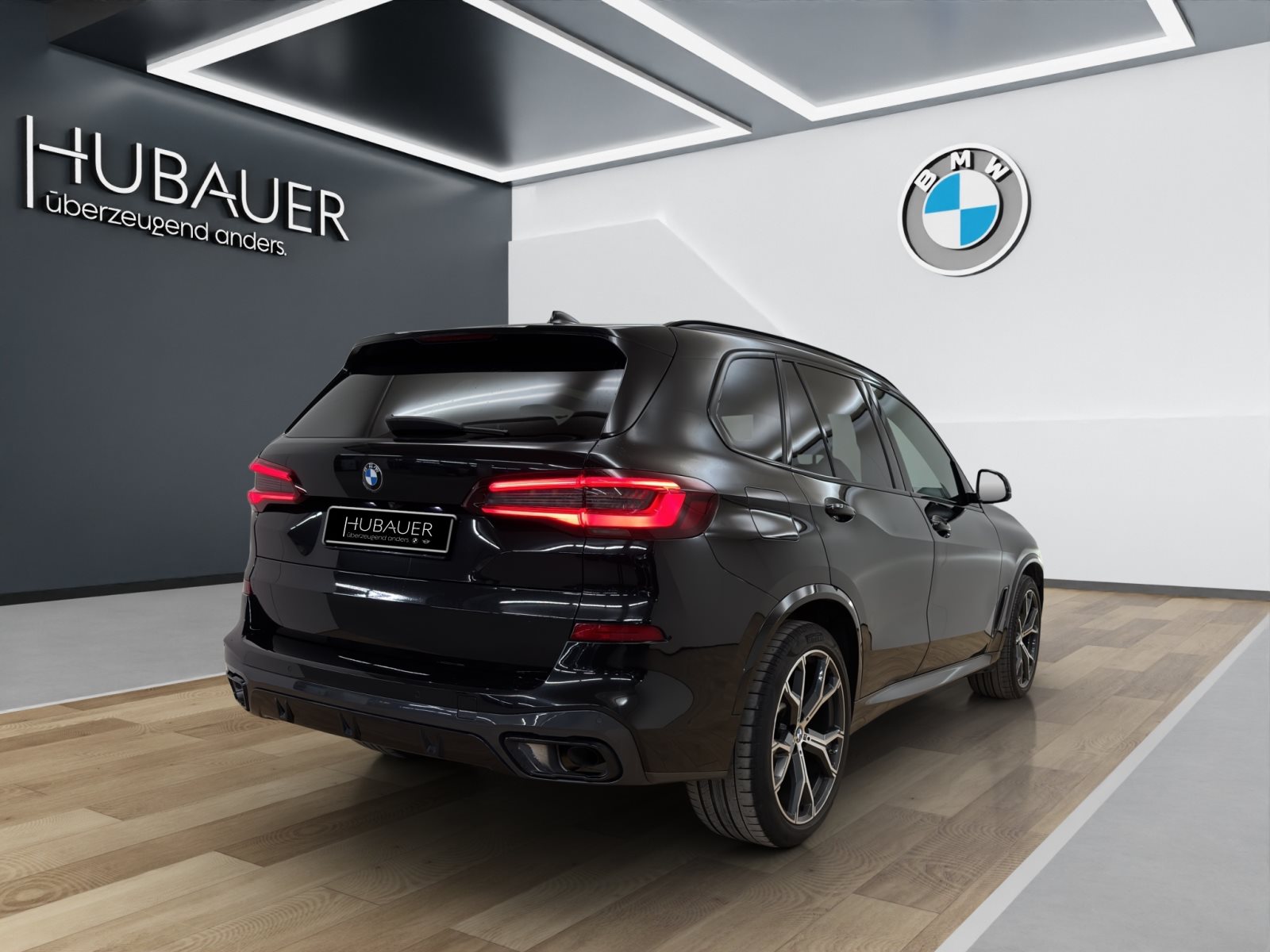 Fahrzeugabbildung BMW X5 xDrive30d [M Sport, HUD, AHK, ACC, GSD, 21 LMR]