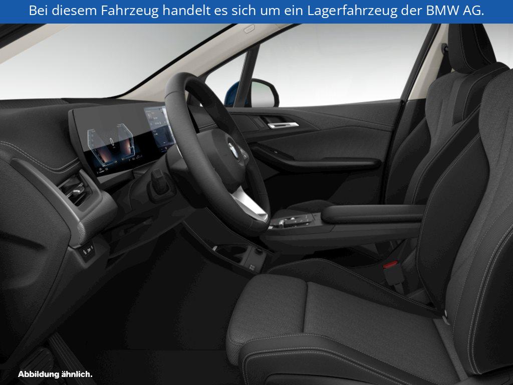 Fahrzeugabbildung BMW 220i Active Tourer