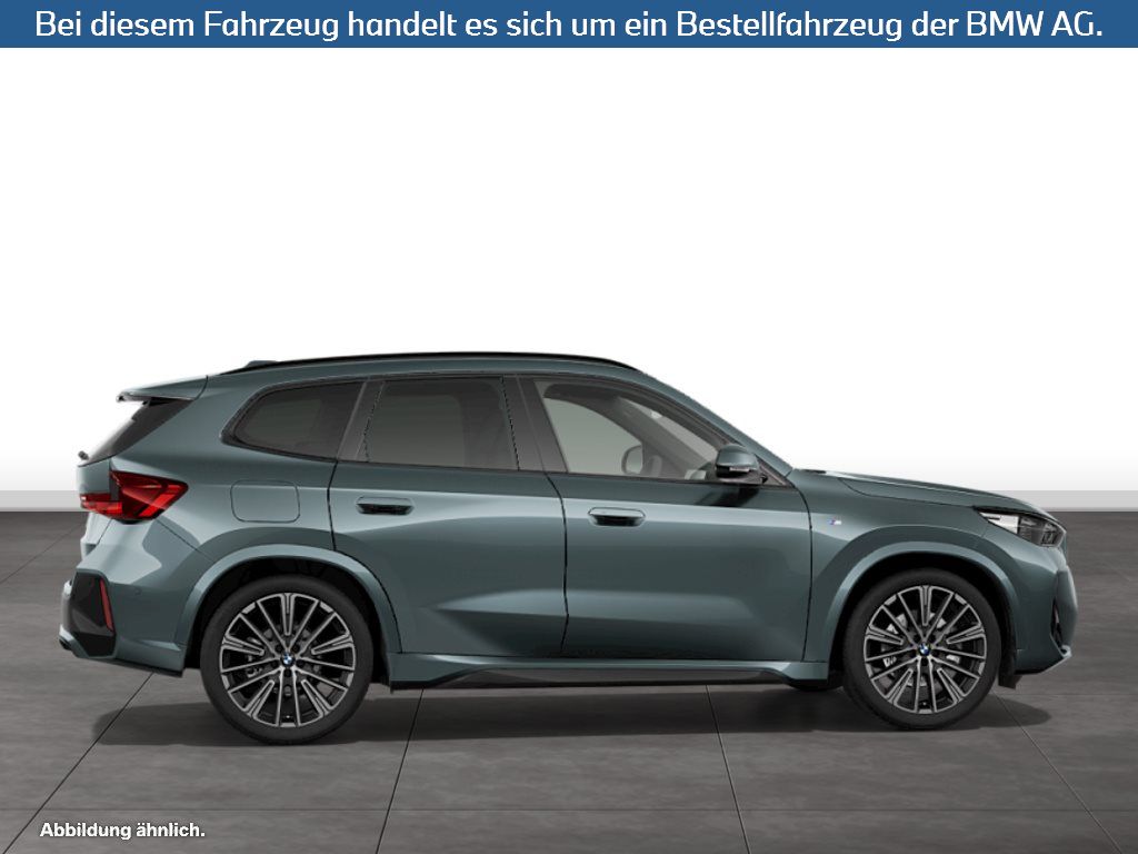 Fahrzeugabbildung BMW X1 xDrive23i