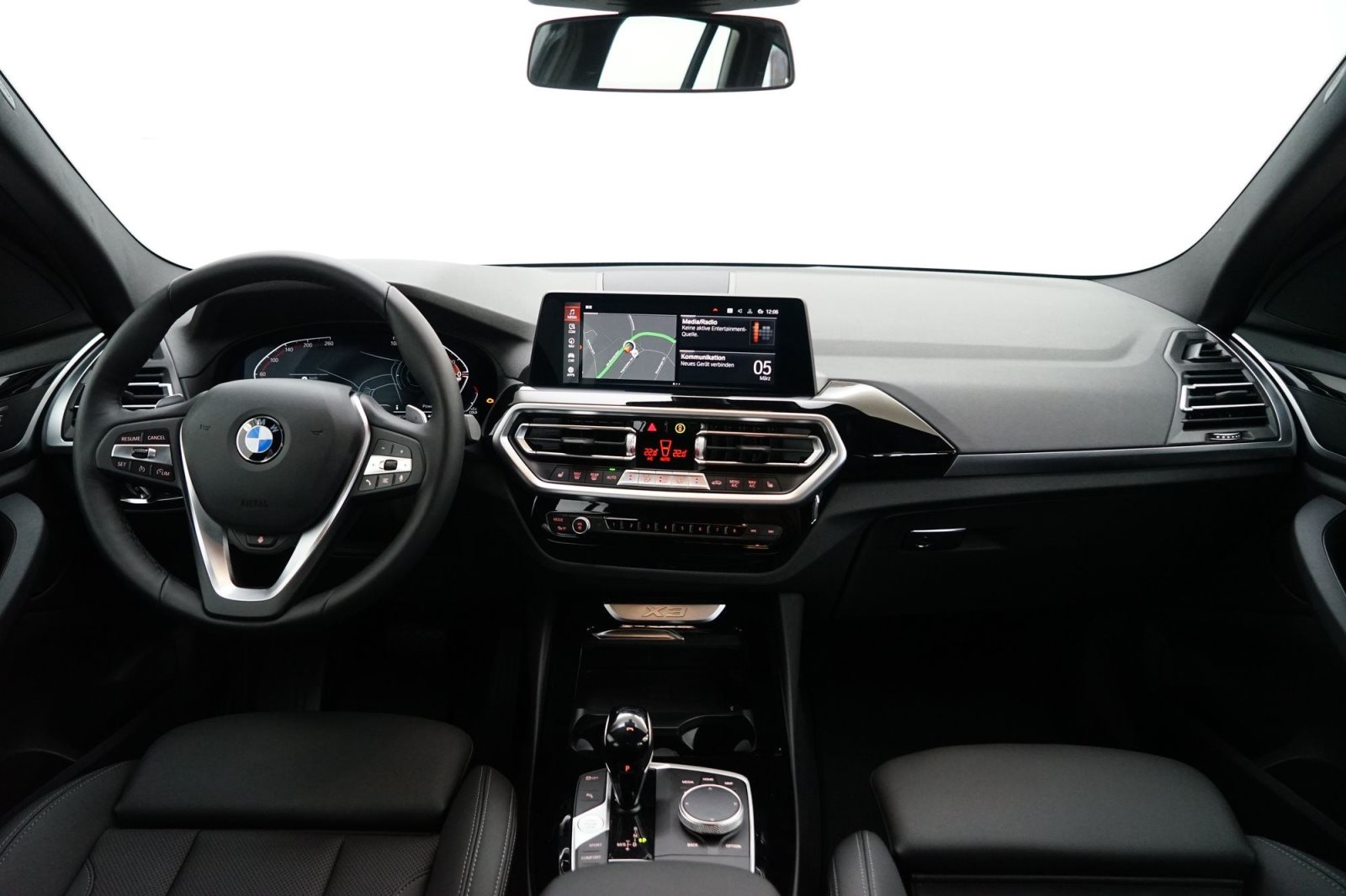 Fahrzeugabbildung BMW X3 xDrive20d [Navi, AHK, RFK, SHZ, 19 LMR, HiFi]12345