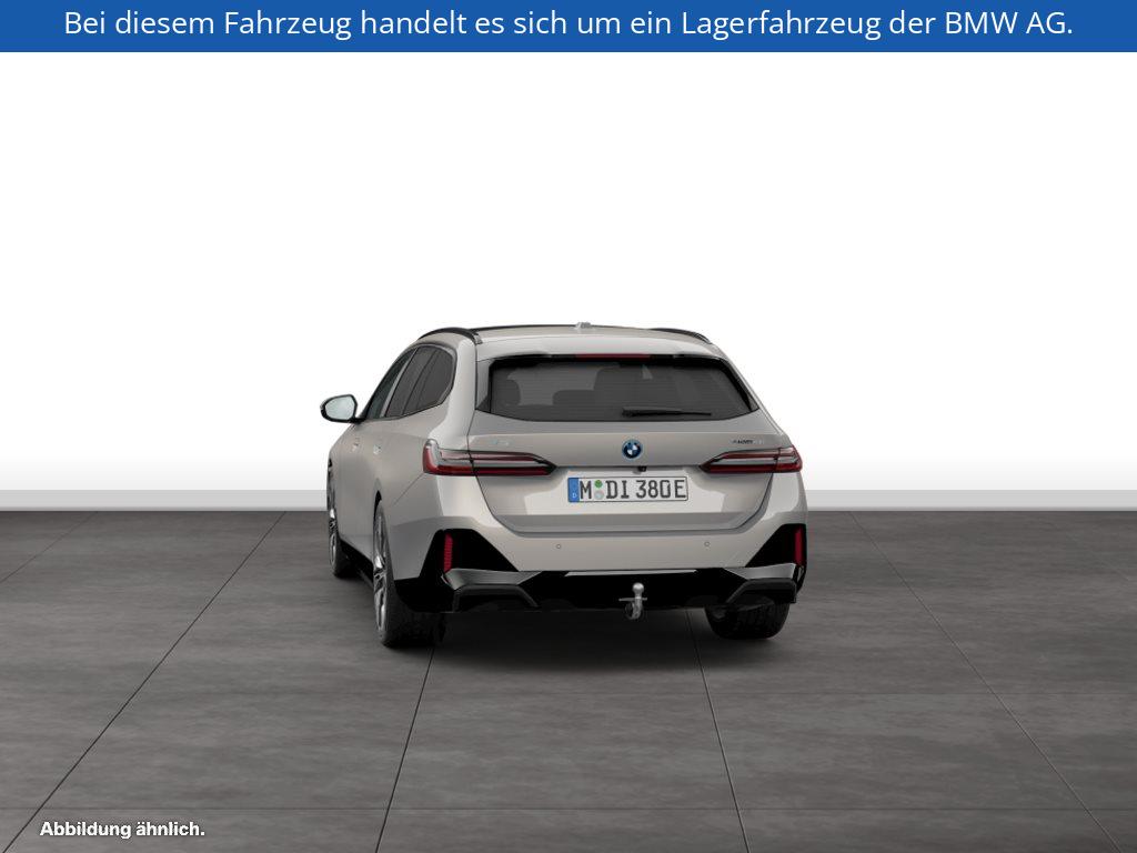 Fahrzeugabbildung BMW i5 eDrive40 Touring