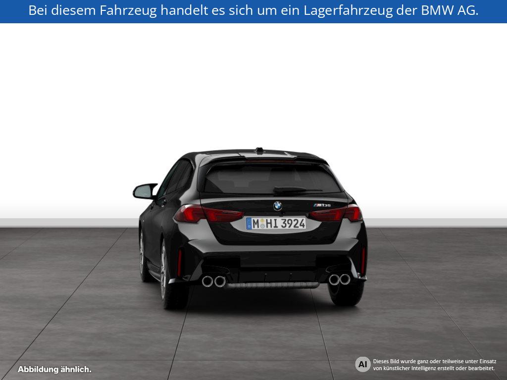 Fahrzeugabbildung BMW M135 xDrive
