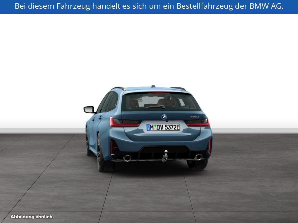 Fahrzeugabbildung BMW 330e Touring