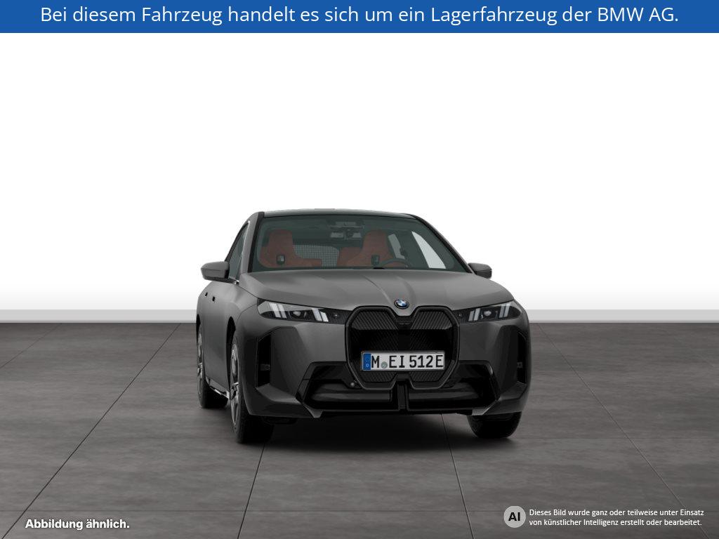 Fahrzeugabbildung BMW iX xDrive60