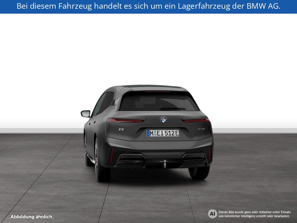 Fahrzeugabbildung BMW iX xDrive60