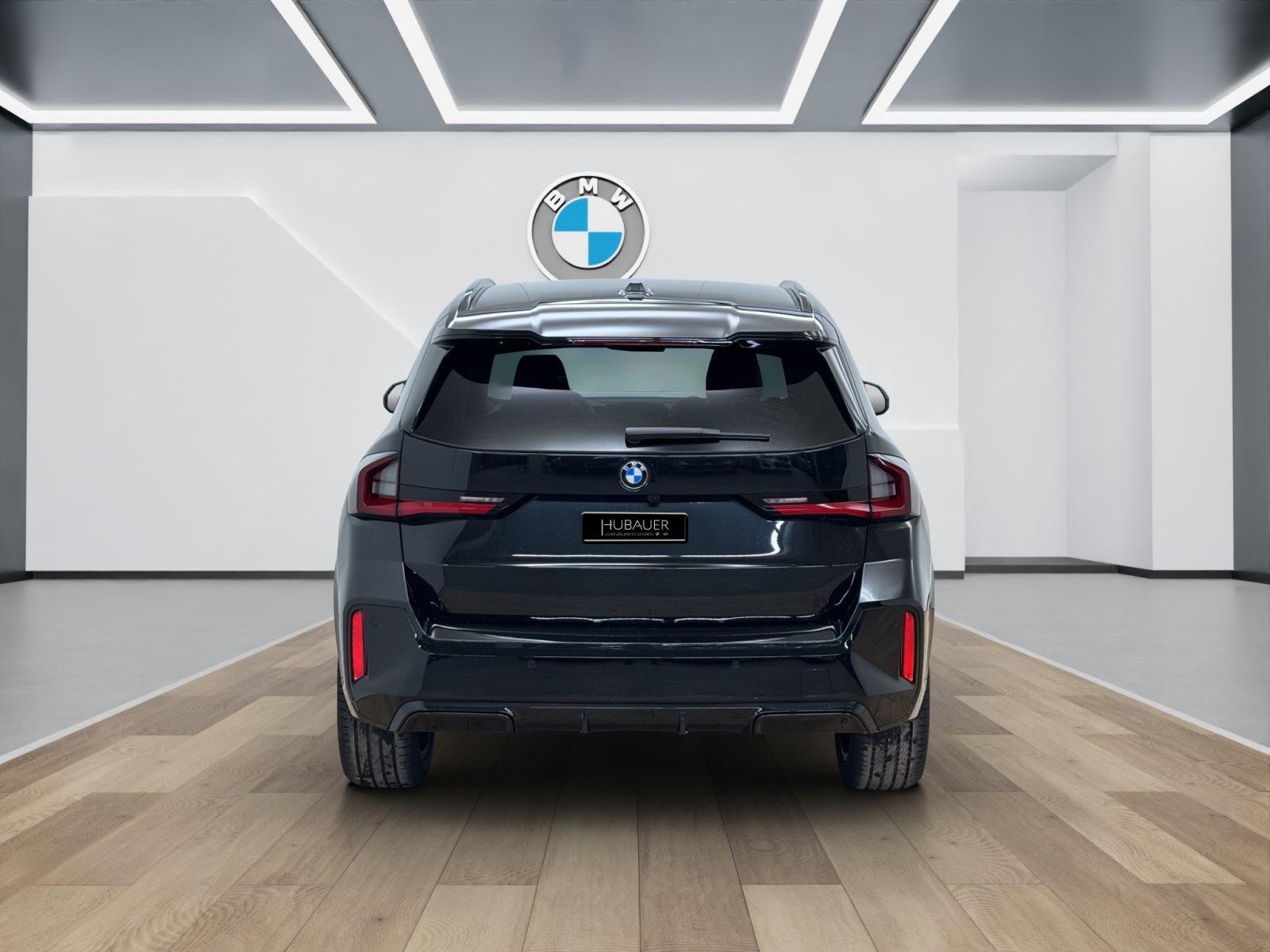 Fahrzeugabbildung BMW X1 xDrive23i [M Sport, HUD, AHK, ACC, RFK, 19 LMR]