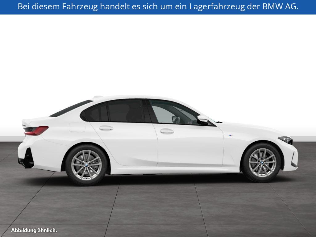 Fahrzeugabbildung BMW 330e xDrive Limousine