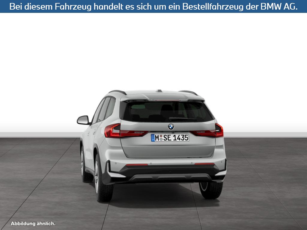 Fahrzeugabbildung BMW X1 sDrive18i SAV