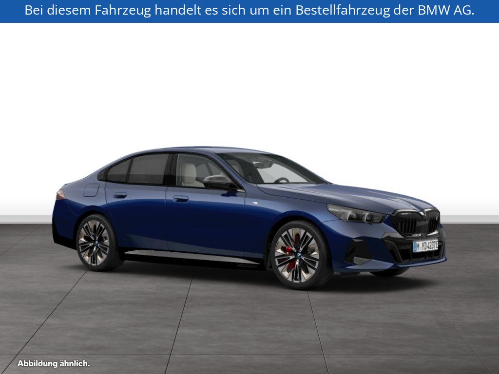 Fahrzeugabbildung BMW i5 eDrive40 Limousine