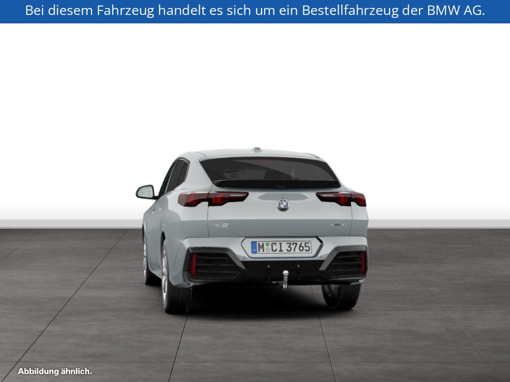 Fahrzeugabbildung BMW X2 sDrive20i
