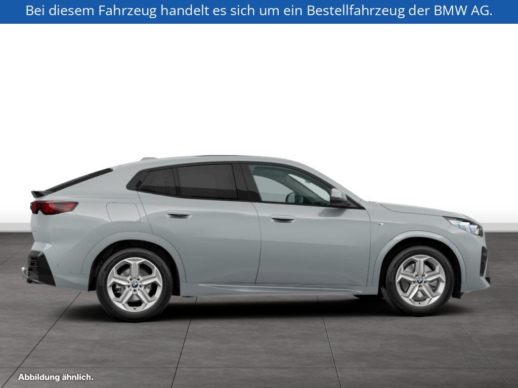 Fahrzeugabbildung BMW X2 sDrive20i