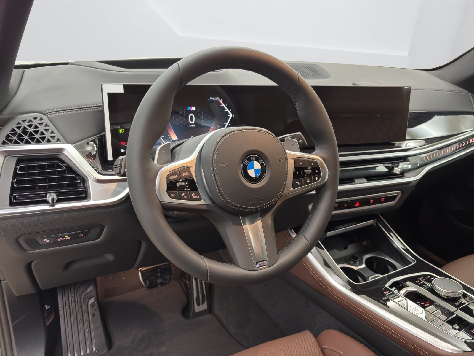 Fahrzeugabbildung BMW X5 xDrive30d [M Sport, HUD, AHK, ACC, 22 LMR]