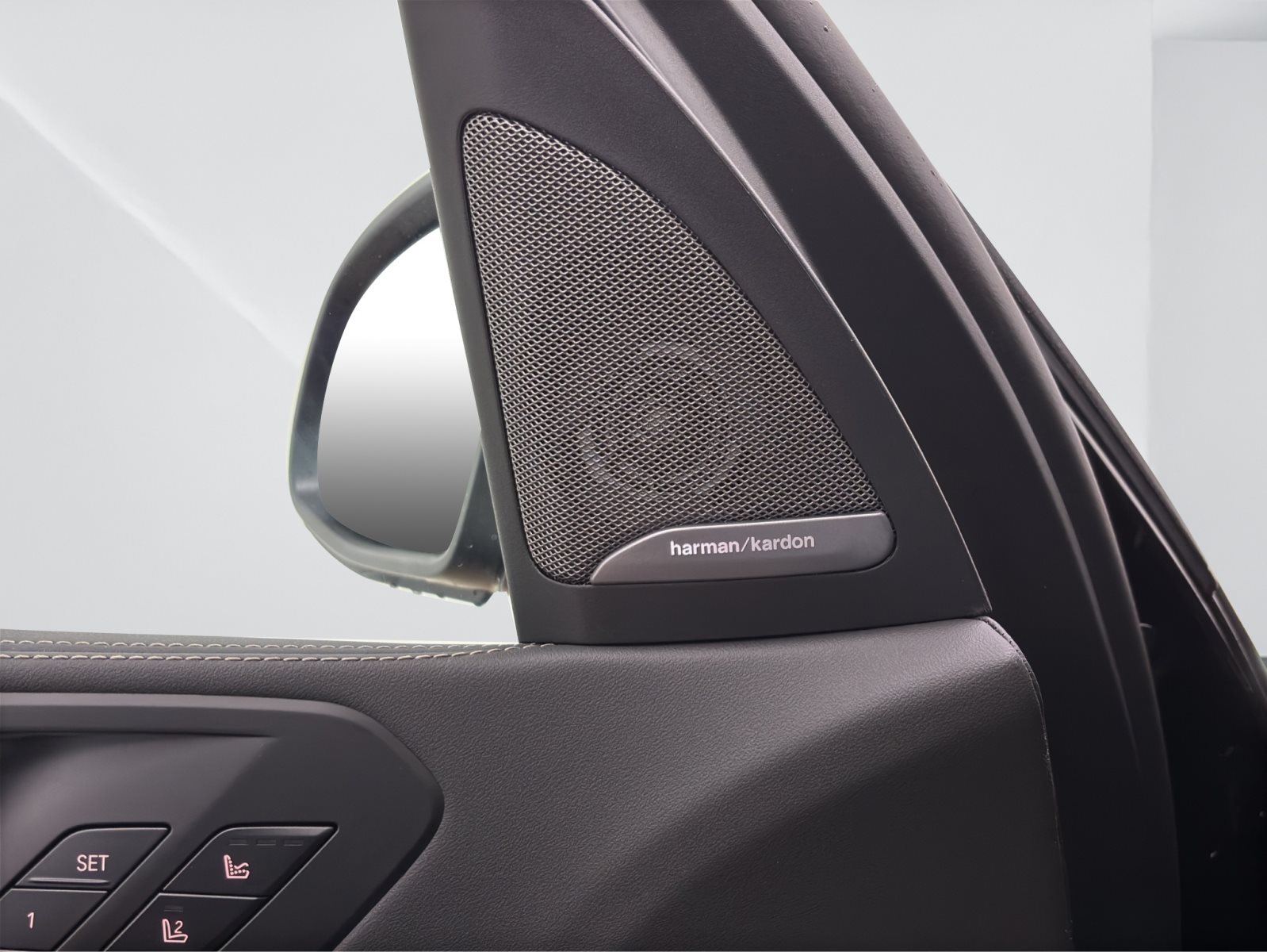 Fahrzeugabbildung BMW X5 xDrive30d [M Sport, HUD, AHK, ACC, 22 LMR]