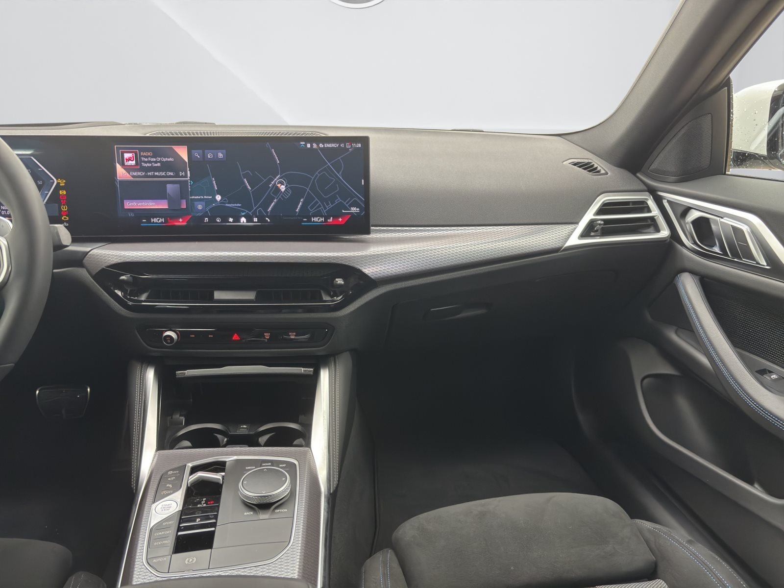 Fahrzeugabbildung BMW 420i Gran Coupé [M Sport, LC Prof., AHK, 360°]