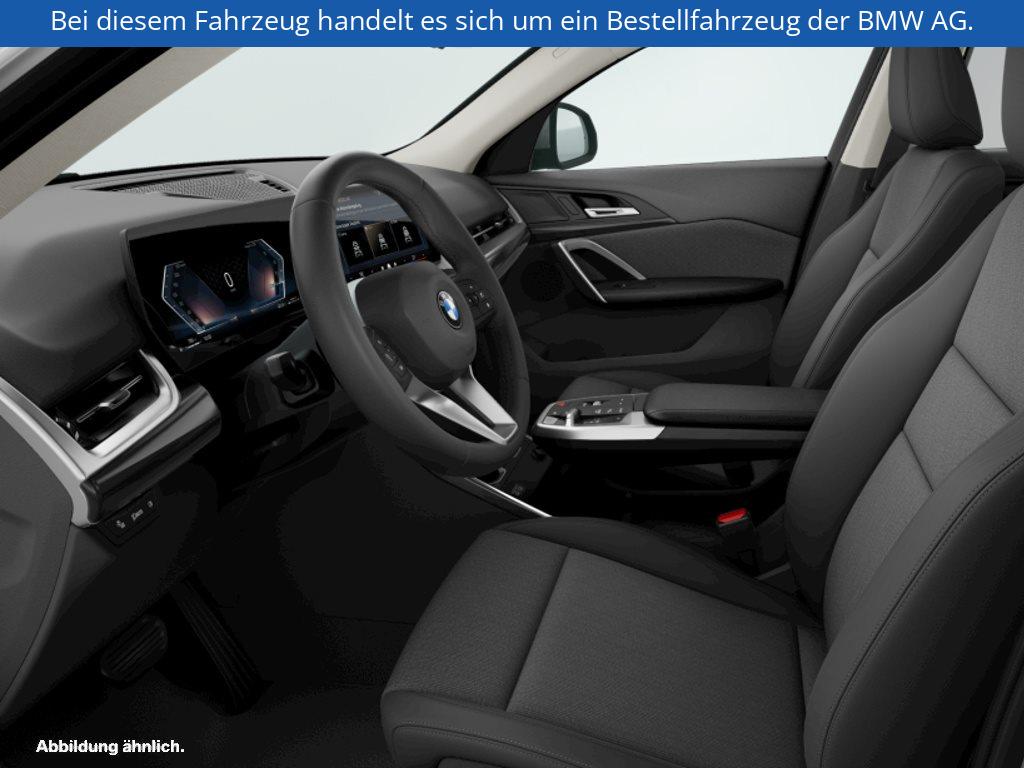 Fahrzeugabbildung BMW X2 sDrive20i