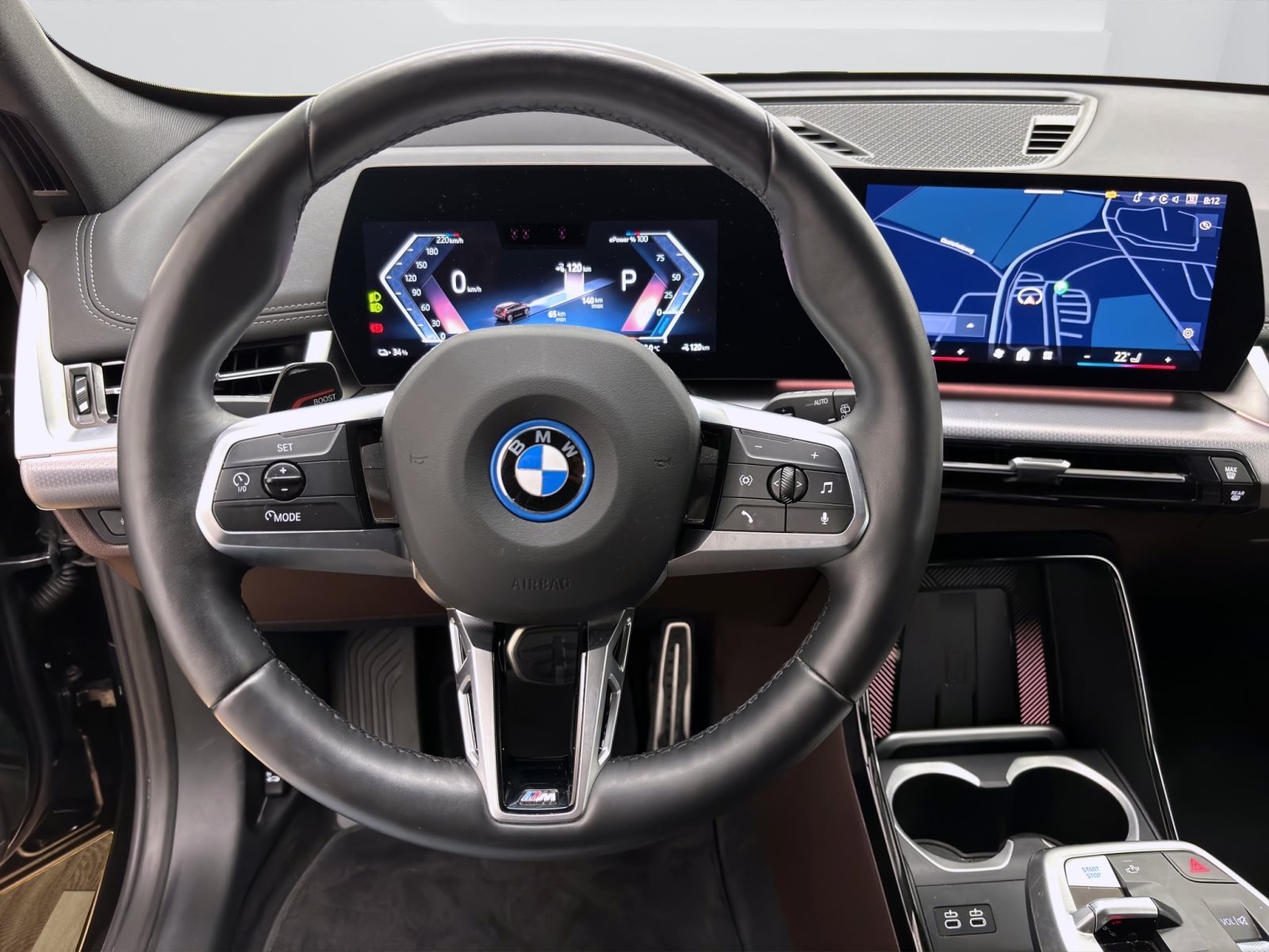 Fahrzeugabbildung BMW iX1 xDrive30 [M Sport, HUD, AHK, HK Sound, 360°]