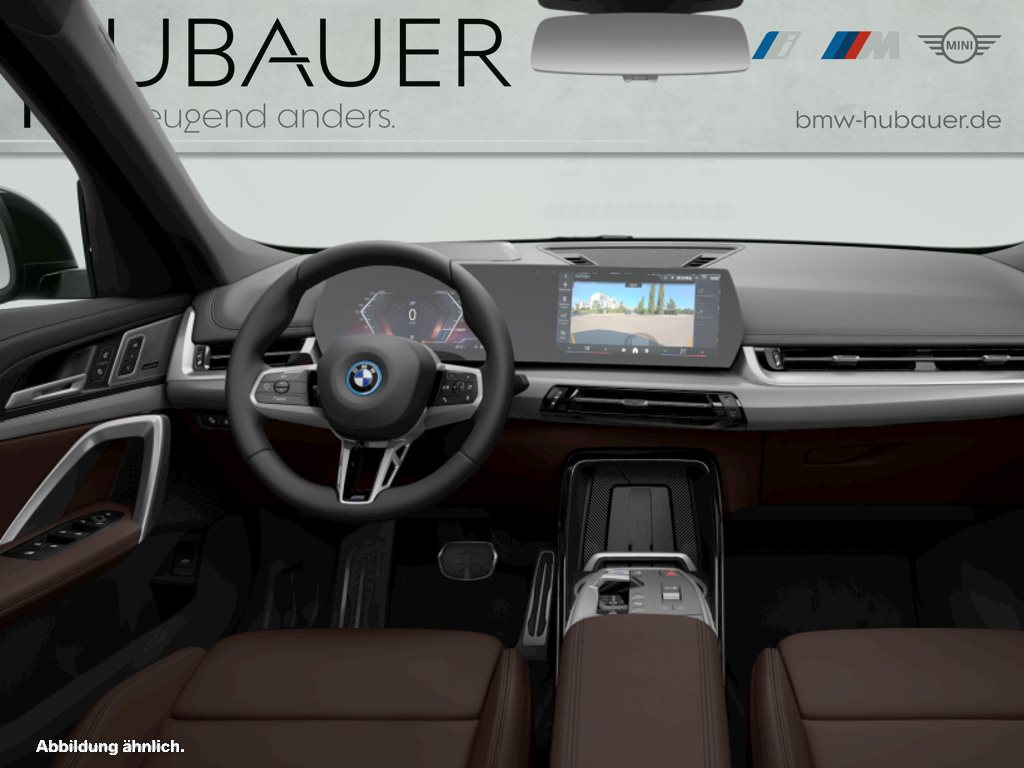 Fahrzeugabbildung BMW iX1 xDrive30 [M Sport, HUD, AHK, HK Sound, 360°]