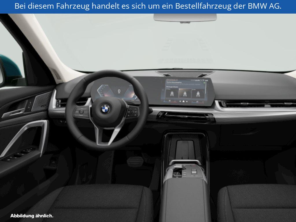 Fahrzeugabbildung BMW X1 sDrive20i