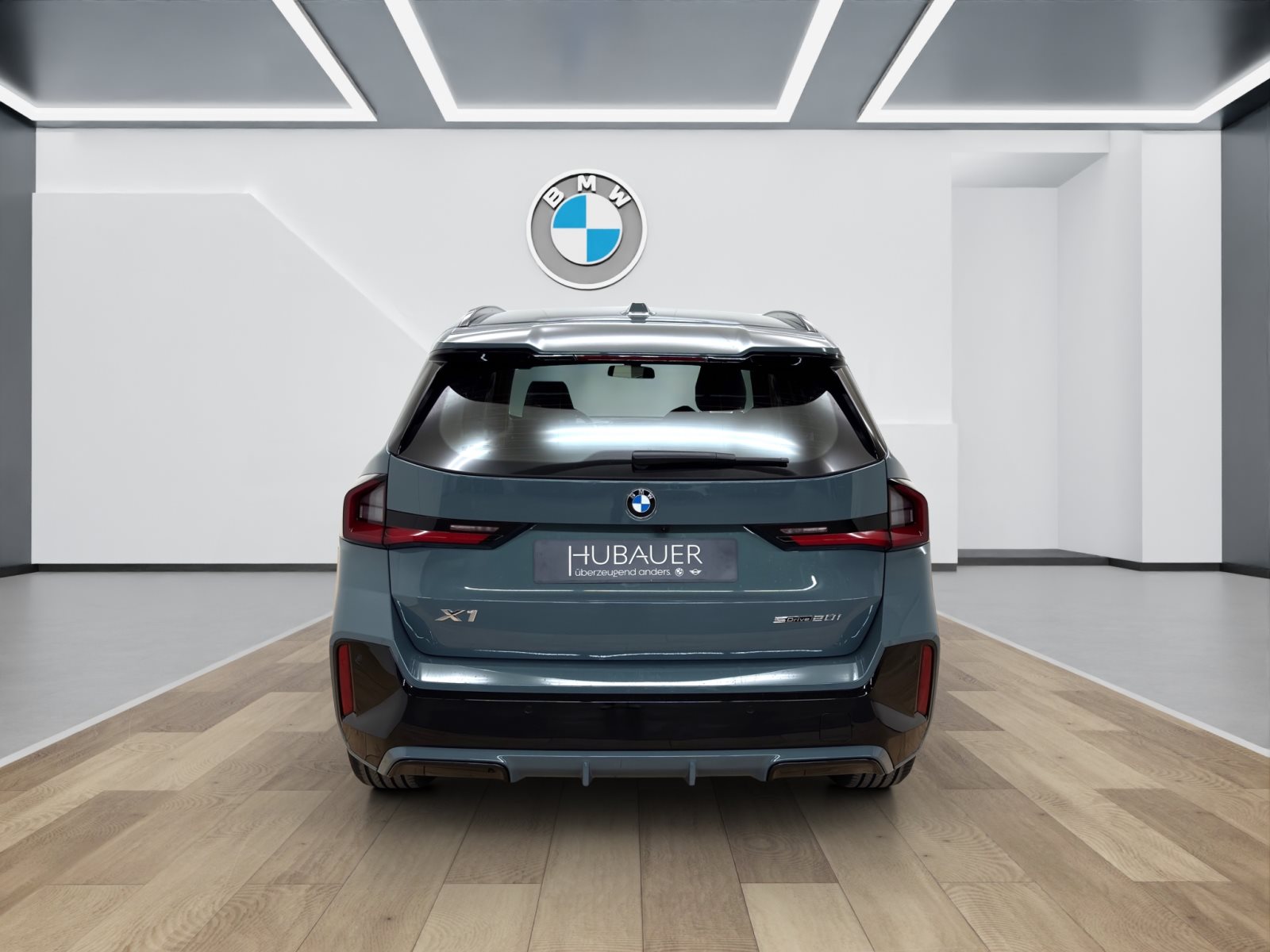 Fahrzeugabbildung BMW X1 sDrive20i [M Sport, AHK, ACC, RFK, 18 LMR]