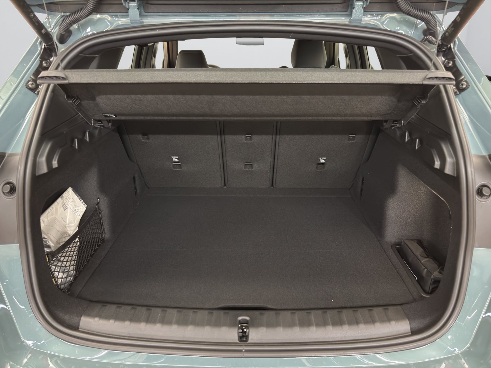 Fahrzeugabbildung BMW X1 sDrive20i [M Sport, AHK, ACC, RFK, 18 LMR]