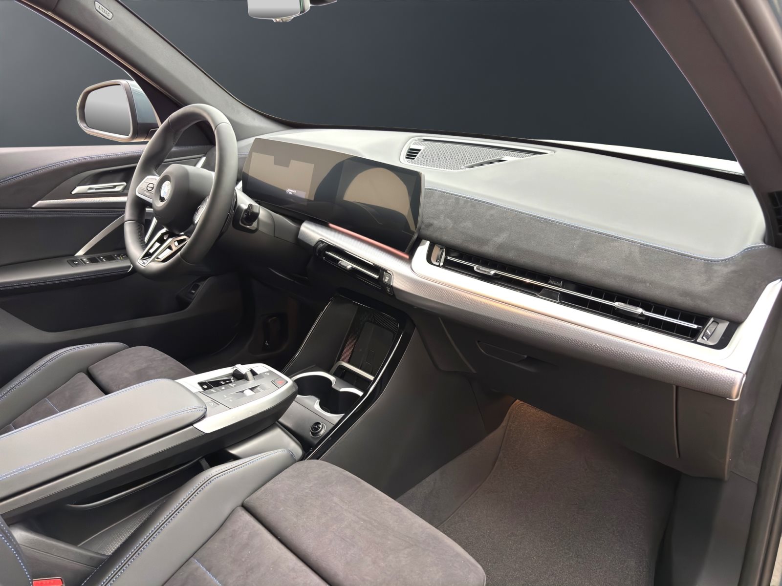 Fahrzeugabbildung BMW X1 sDrive20i [M Sport, AHK, ACC, RFK, 18 LMR]