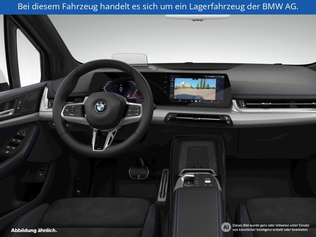 Fahrzeugabbildung BMW 220i Active Tourer