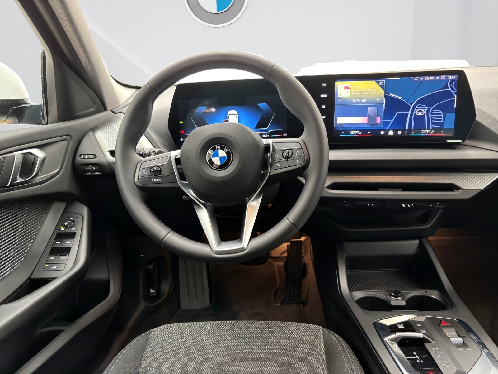 Fahrzeugabbildung BMW 120 5-Türer [M Sport, Navi, RFK, SHZ, 18 LMR]