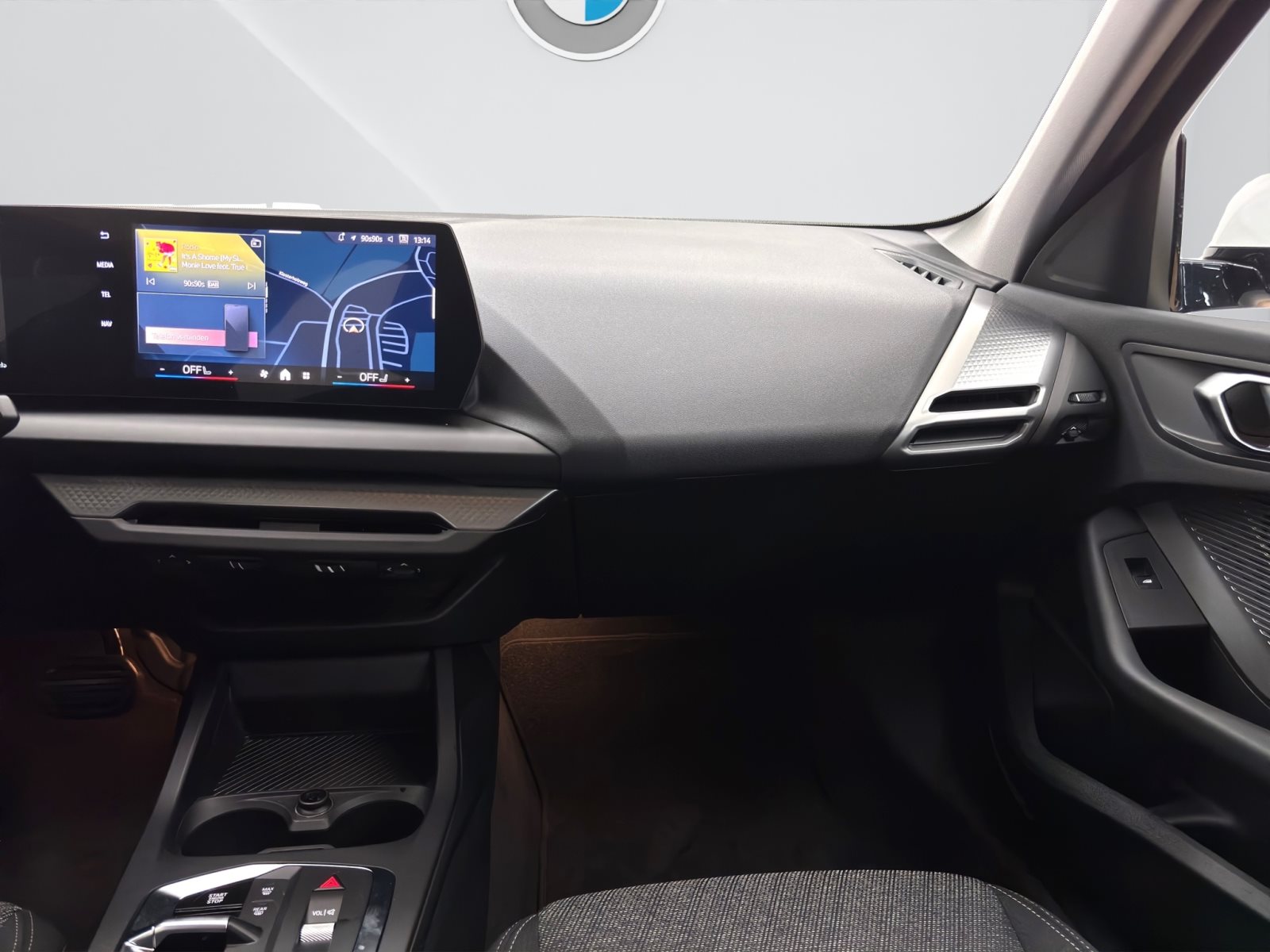 Fahrzeugabbildung BMW 120 5-Türer [M Sport, Navi, RFK, SHZ, 18 LMR]