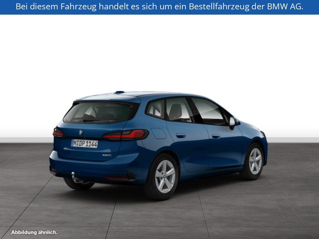 Fahrzeugabbildung BMW 220i Active Tourer