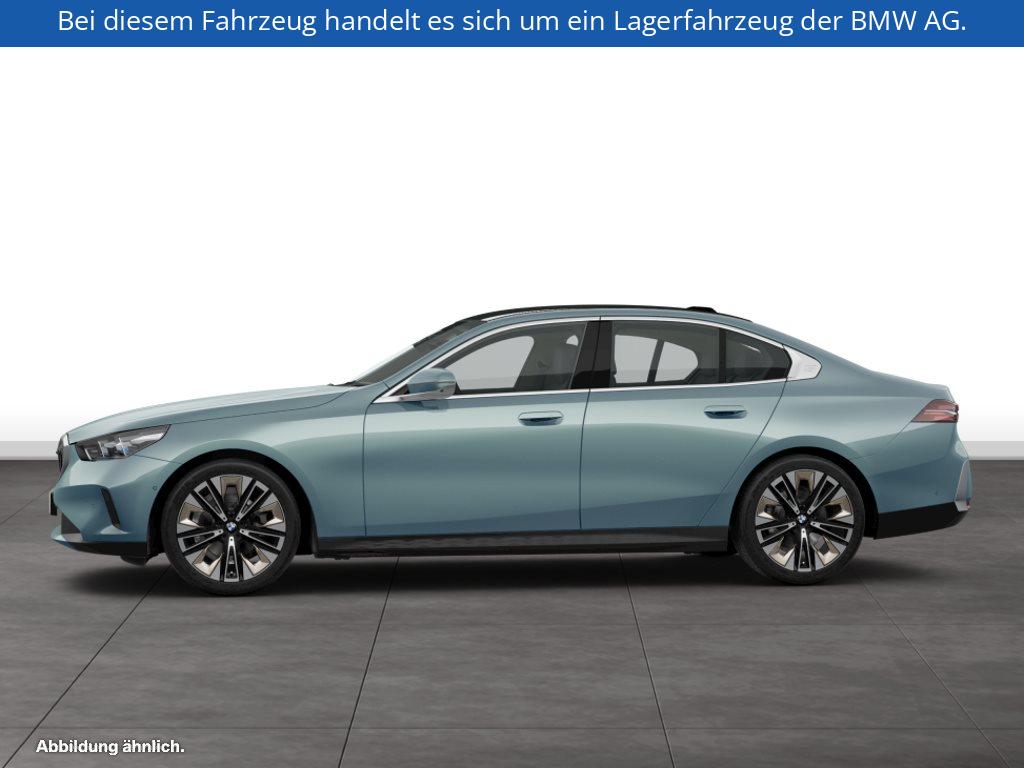 Fahrzeugabbildung BMW 520i Limousine