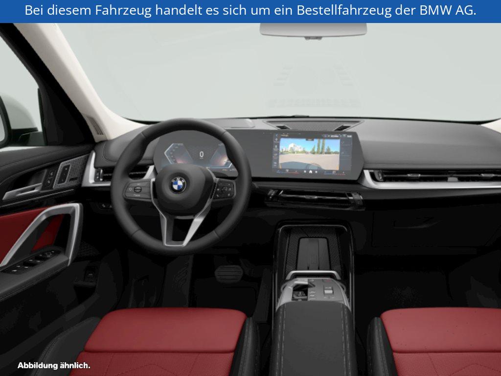 Fahrzeugabbildung BMW X1 sDrive20i