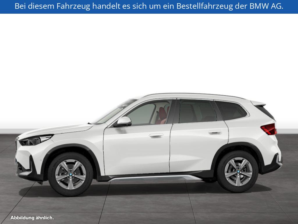 Fahrzeugabbildung BMW X1 sDrive20i